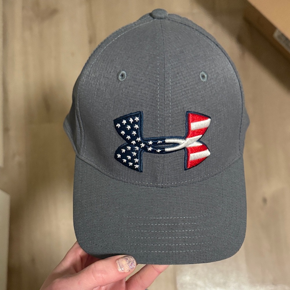 Under Armour Dark Gray Cap with USA Flag Logo